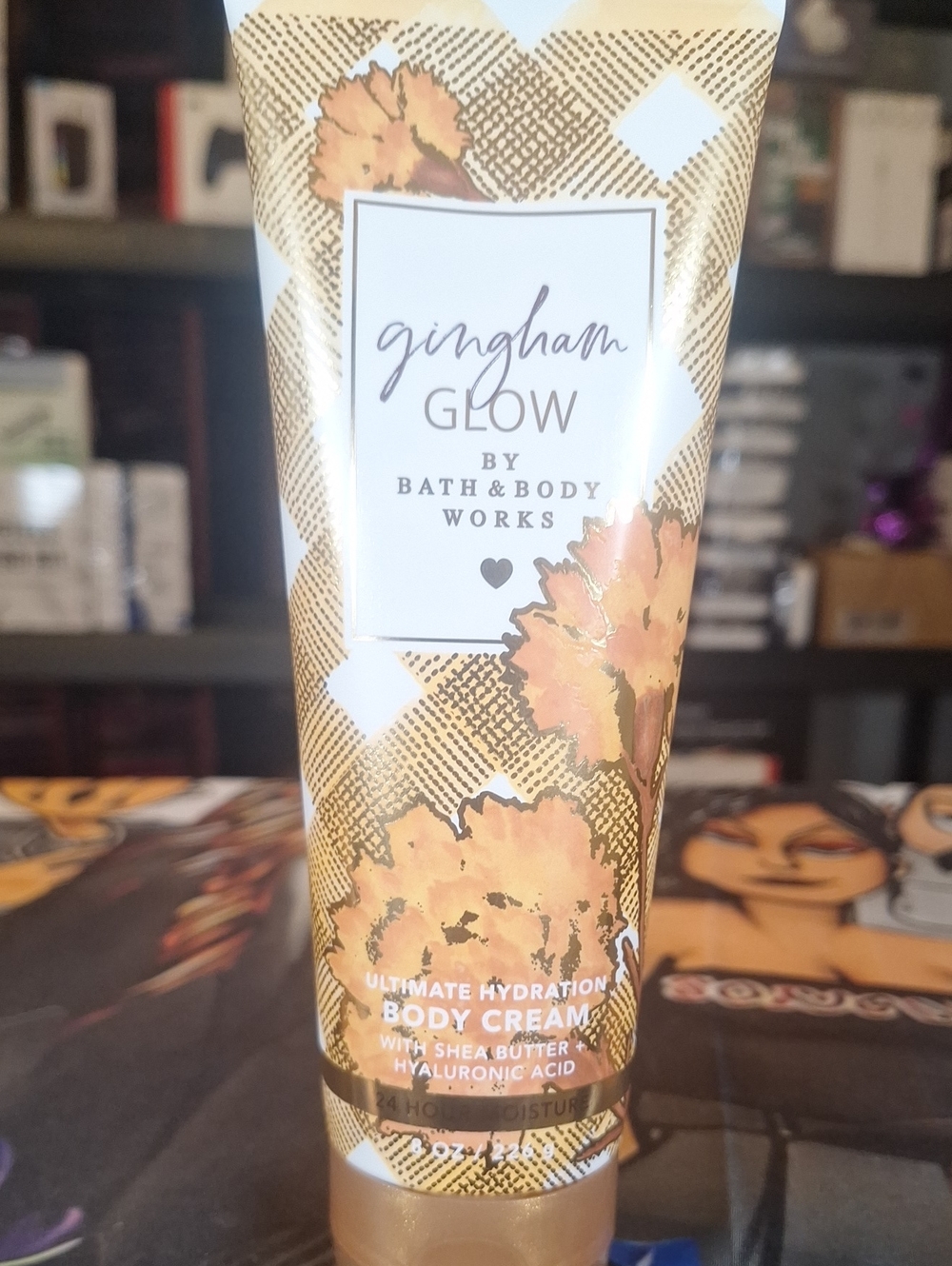 Bath & Body Works Gingham Glow Body Cream - Gold, Peach, White